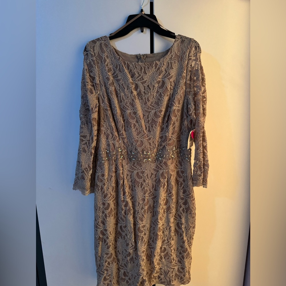 Wonen’s formal dress